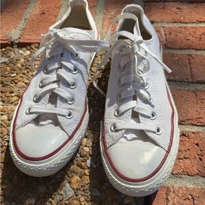 Unisex Adult Converse All Stars White Canvas Shoes size 7 Women Size 5 Mens Low